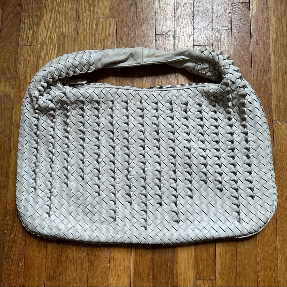 Bag inspired by Bottega Veneta